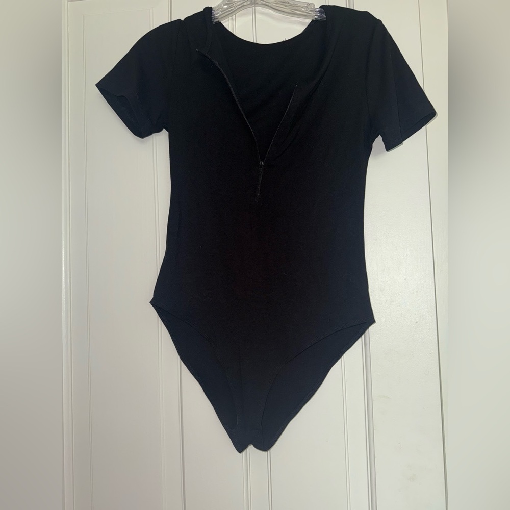 MangoPop Black Bodysuit - Picture 3 of 4